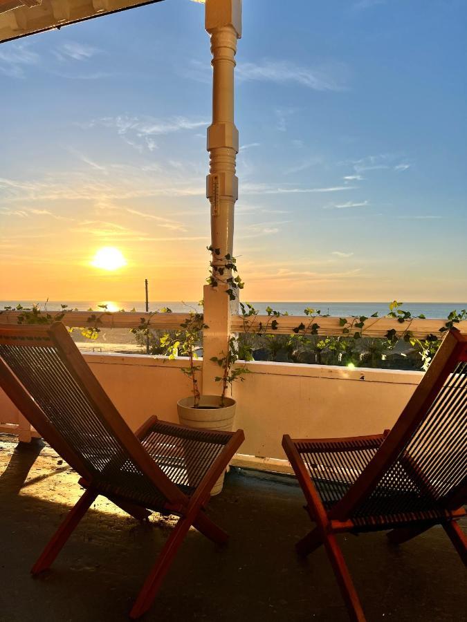 A View Of The Bay- Panoramic Sea Views- Sleeps 4 Apartment Westgate-on-Sea Exterior photo